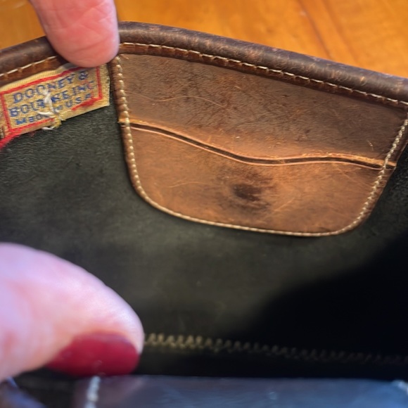 Vintage Dooney and Bourke Two- Toned Handbag Feedbag - Picture 13 of 13